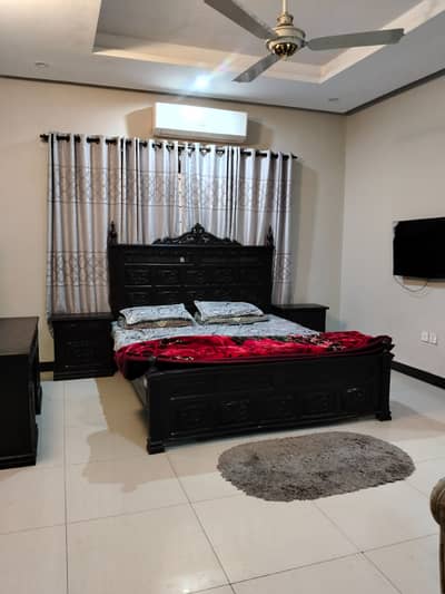 Fully furnished room available for rent in D12