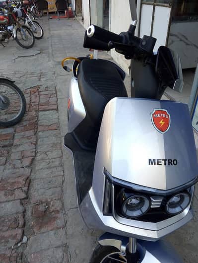 metro m6 lithium