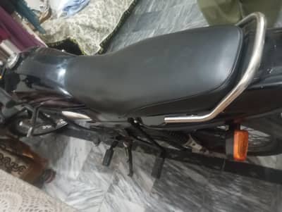 all documents are complete and good condition 03235177750