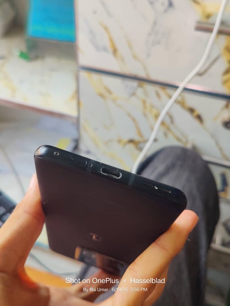 One Plus 10 Pro 6