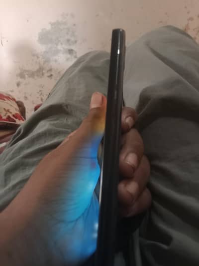 Samsung Mobile A20