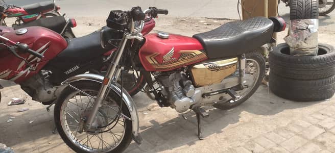 Honda CG 125 | Model 2025 | First Owner Bike | 15000 Km Driven Honda