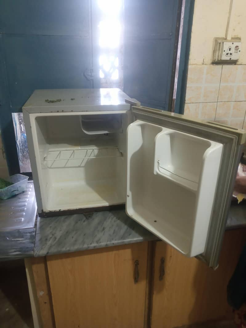 Fridge 0