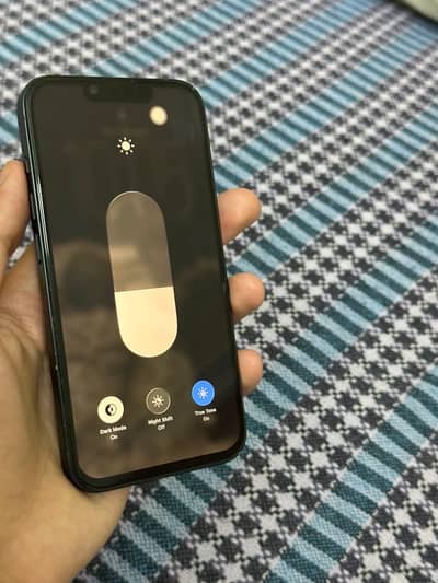Apple iPhone 16e