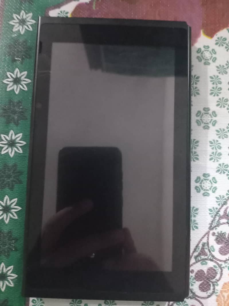 Nintendo Switch 0