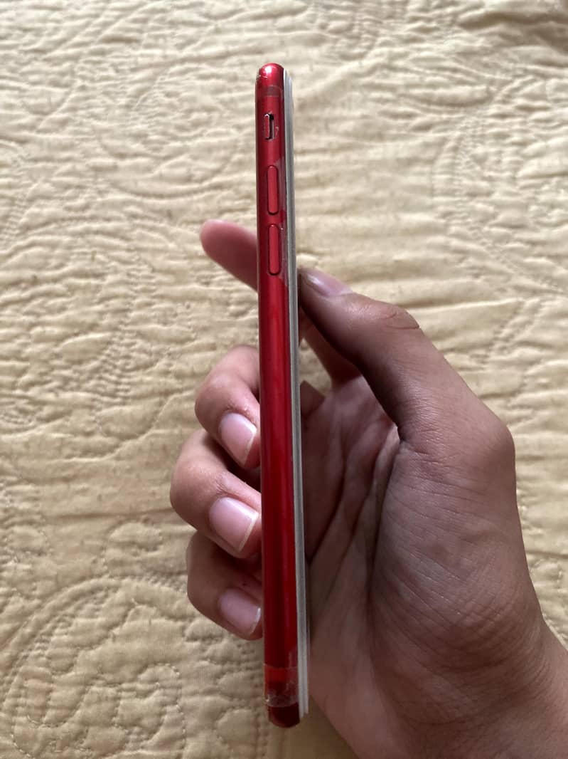 Apple iPhone 7 1