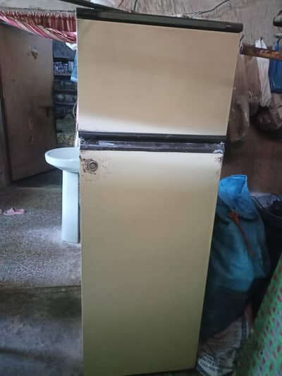 Good condition    cooling 100%