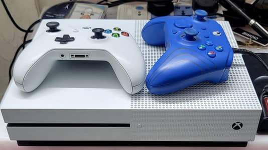 XBox 1 S 01 TB with 02 remotes n excellent condition