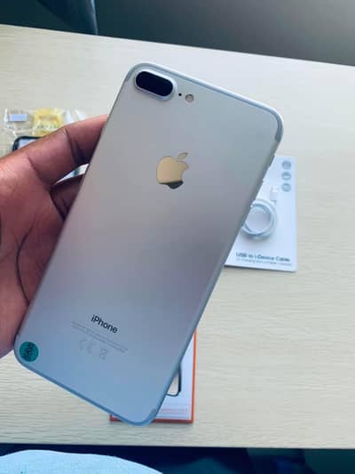 iphone 7 plus 128 GB  (no open no repair) (PTA approved) all ok