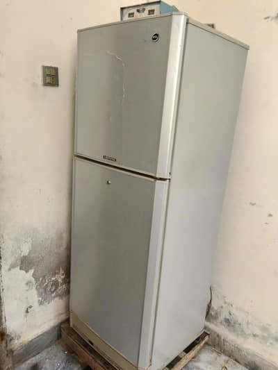 pel fridge for sale new condition m
