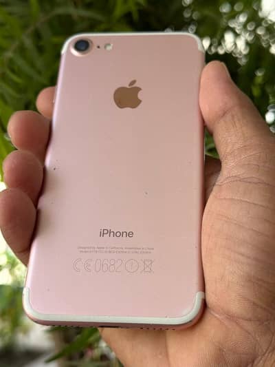 Apple iPhone 7
