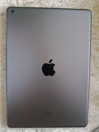 iPad 8th generation 128gb storage with box