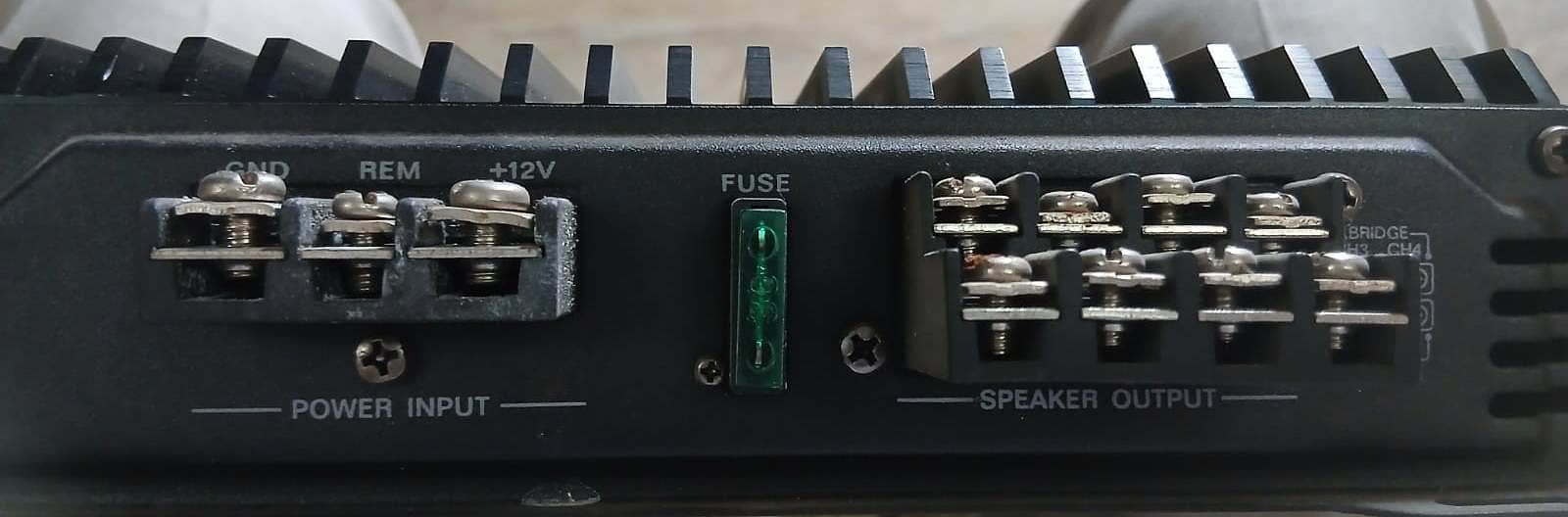 Amplifier + Woofer 4