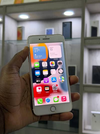 iphone 7 plus 128 GB  (no open no repair) (PTA approved) all ok