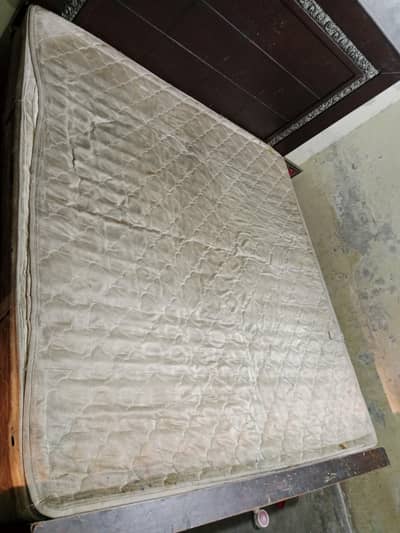 spring mattress for sale condition 7/10