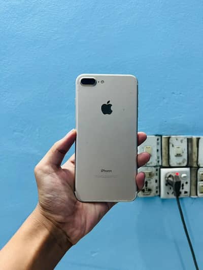 iphone 7 plus 128 GB  (no open no repair) (PTA approved) all ok