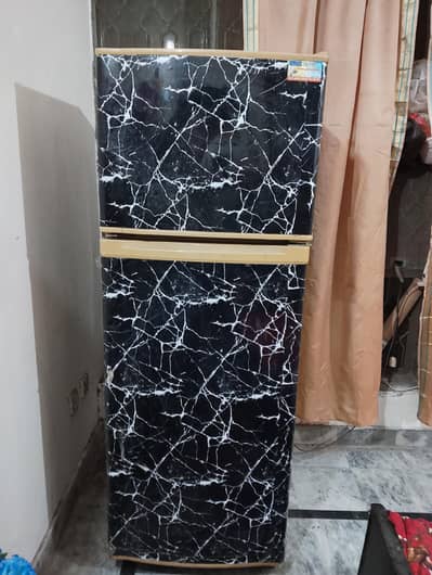Dawlence fridge for sale in 100% working condition.