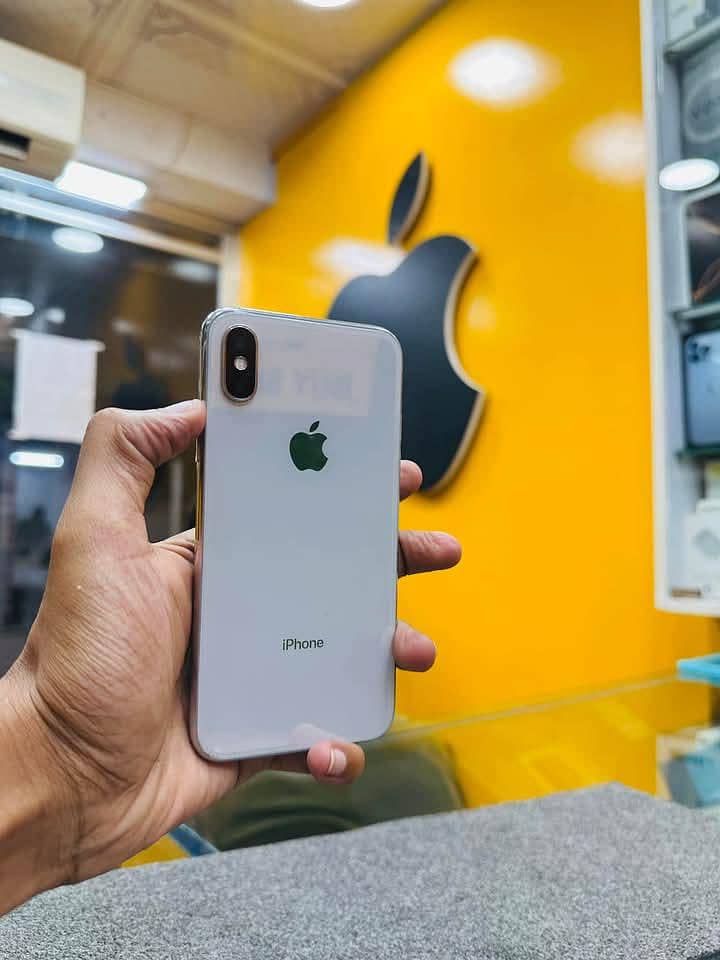 Apple iPhone X 1