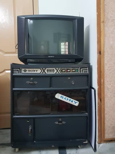 Vintage Sony Trinitron 21" Color TV with Matching Storage Trolley