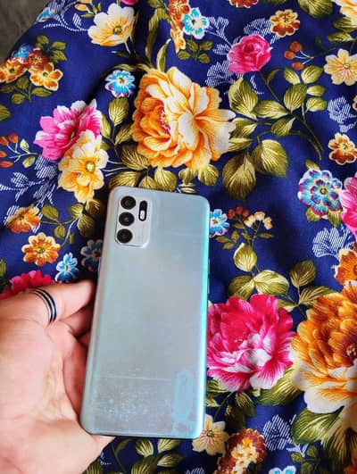 OPPO Reno 6