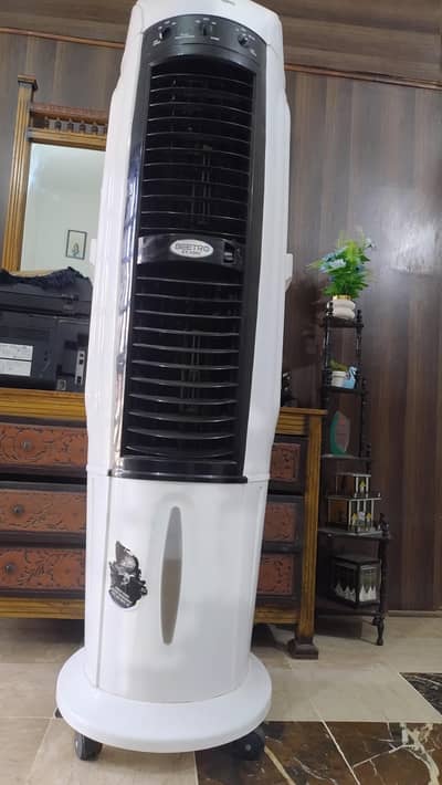 Air Cooler 100/100 condition in Warrenty