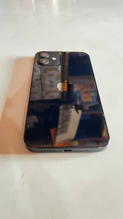 Apple iPhone 12