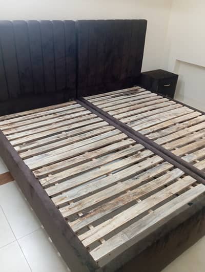 Pair of 2 Single Beds With One Side Table - Matching Pair
