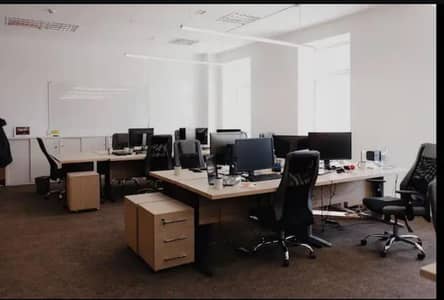 female Accountant / PA