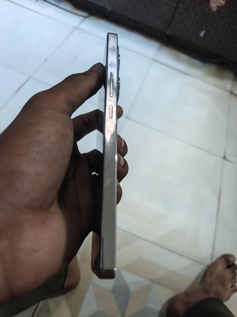 Infinix Note 40 8