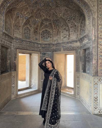 MOST TRENDING*   *Noor e mahfil 3PCS  With ORGANZA DUPATTA
