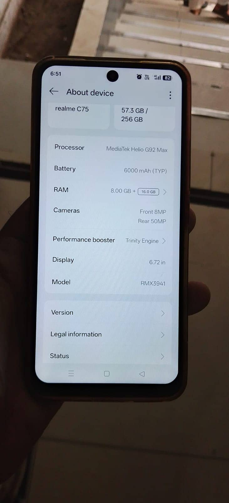 Realme C75 1