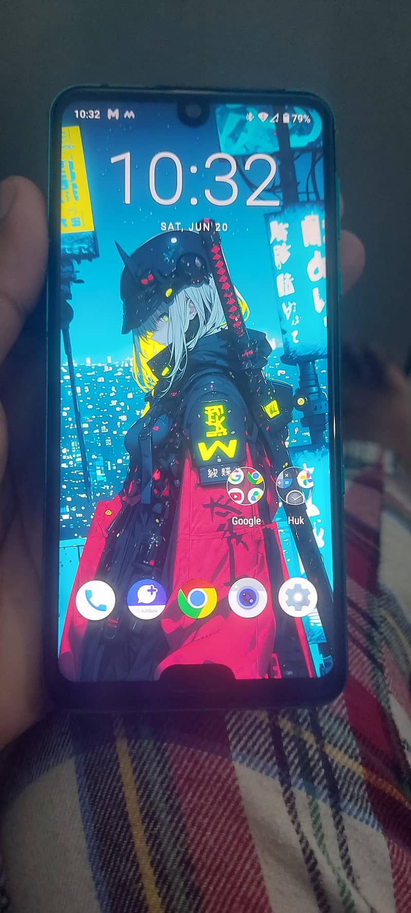 Sharp Aquos R3 1