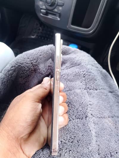 Vivo V50 Lite