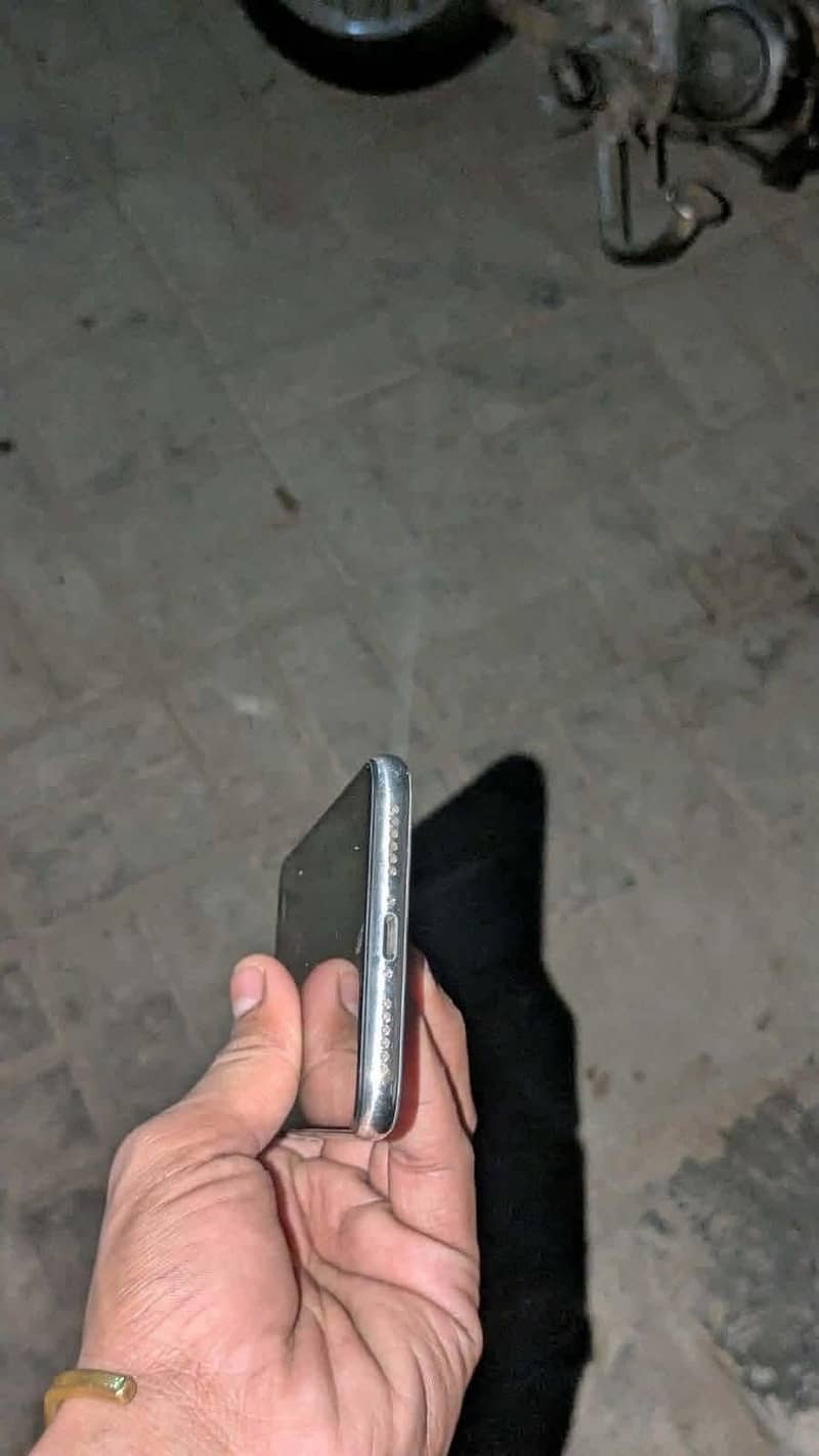 Apple iPhone X 1