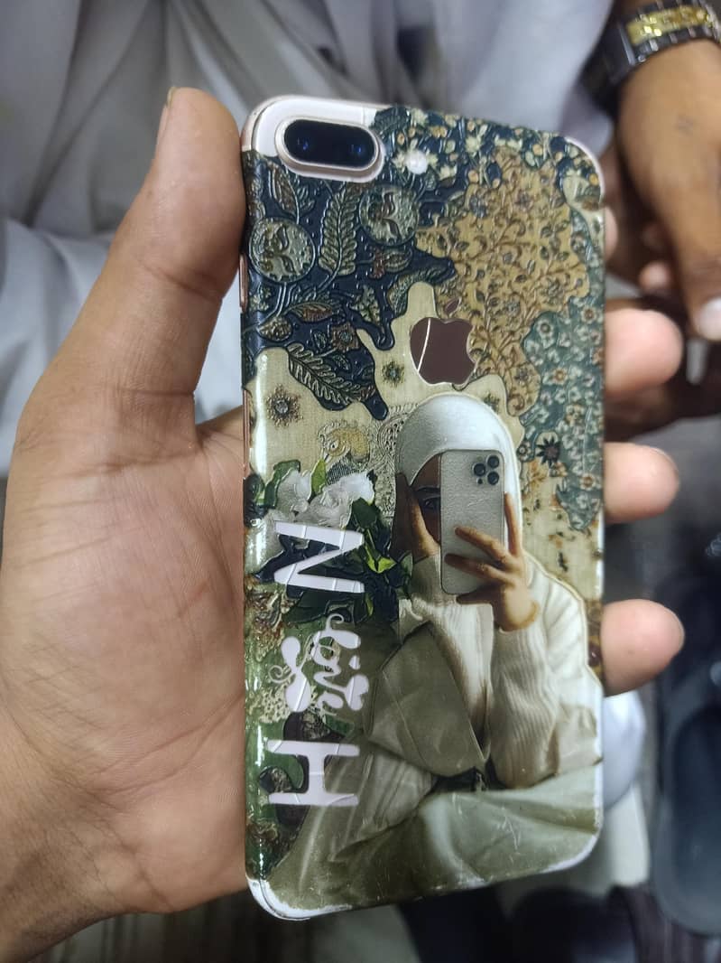 Apple iPhone 8 Plus 2