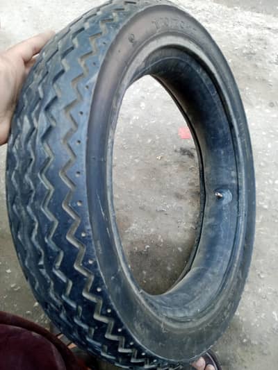 Selling 2 Tyres (120/70-17) (3.50/18)