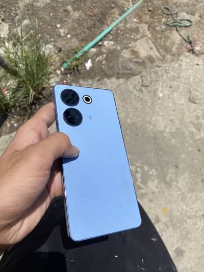 Tecno CAMON 20