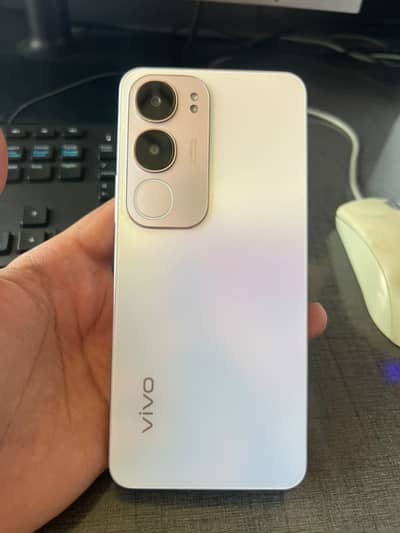 Vivo Y19s