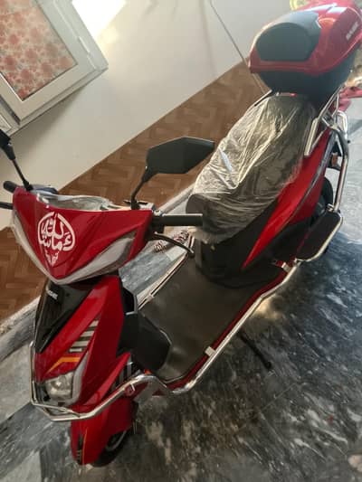 SAIGE E90 Scooty for Sale