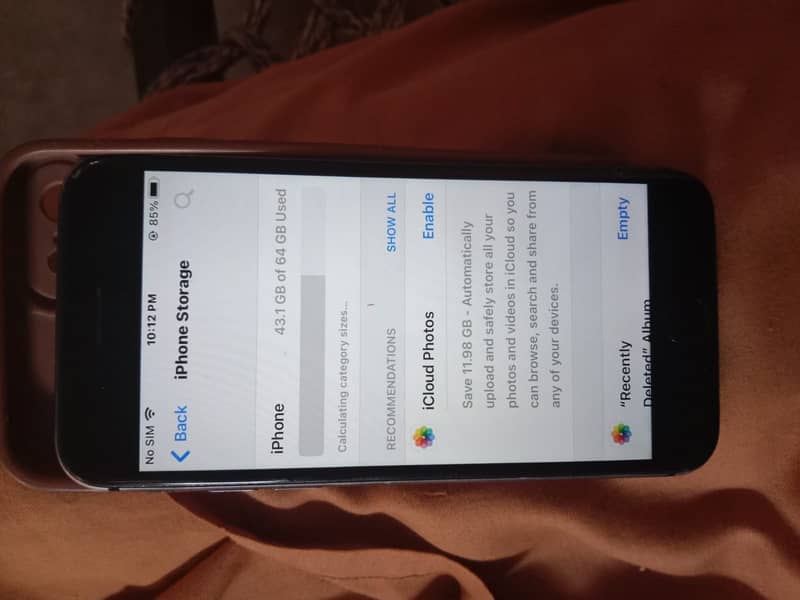 Apple iPhone 8 3