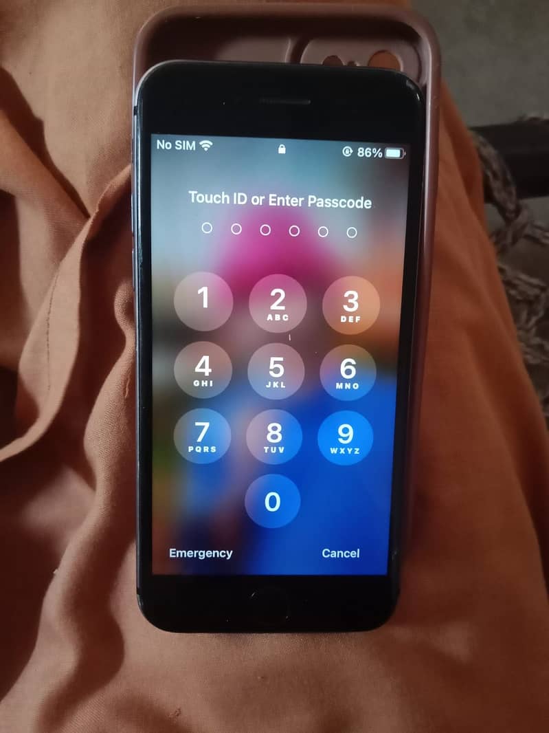 Apple iPhone 8 4