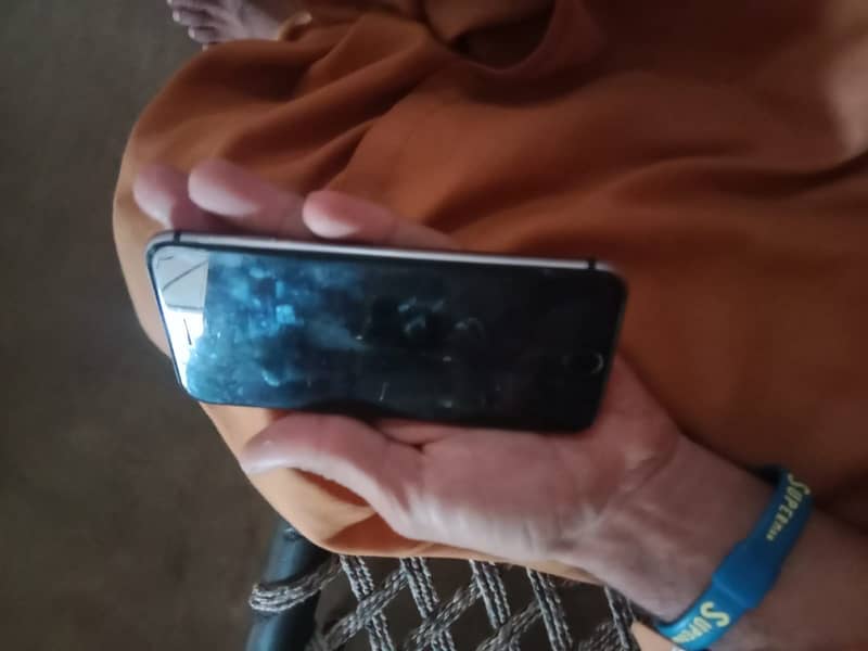 Apple iPhone 8 8