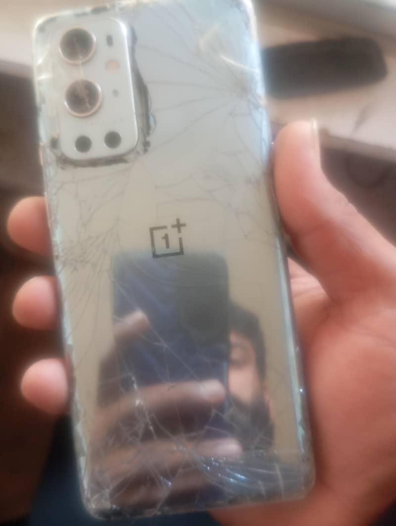 One Plus 9 Pro 0