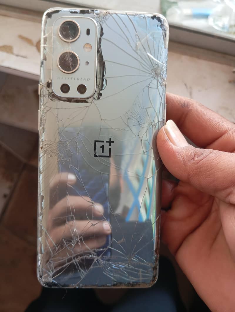 One Plus 9 Pro 1