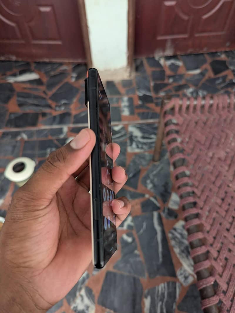 Google Pixel 6 5