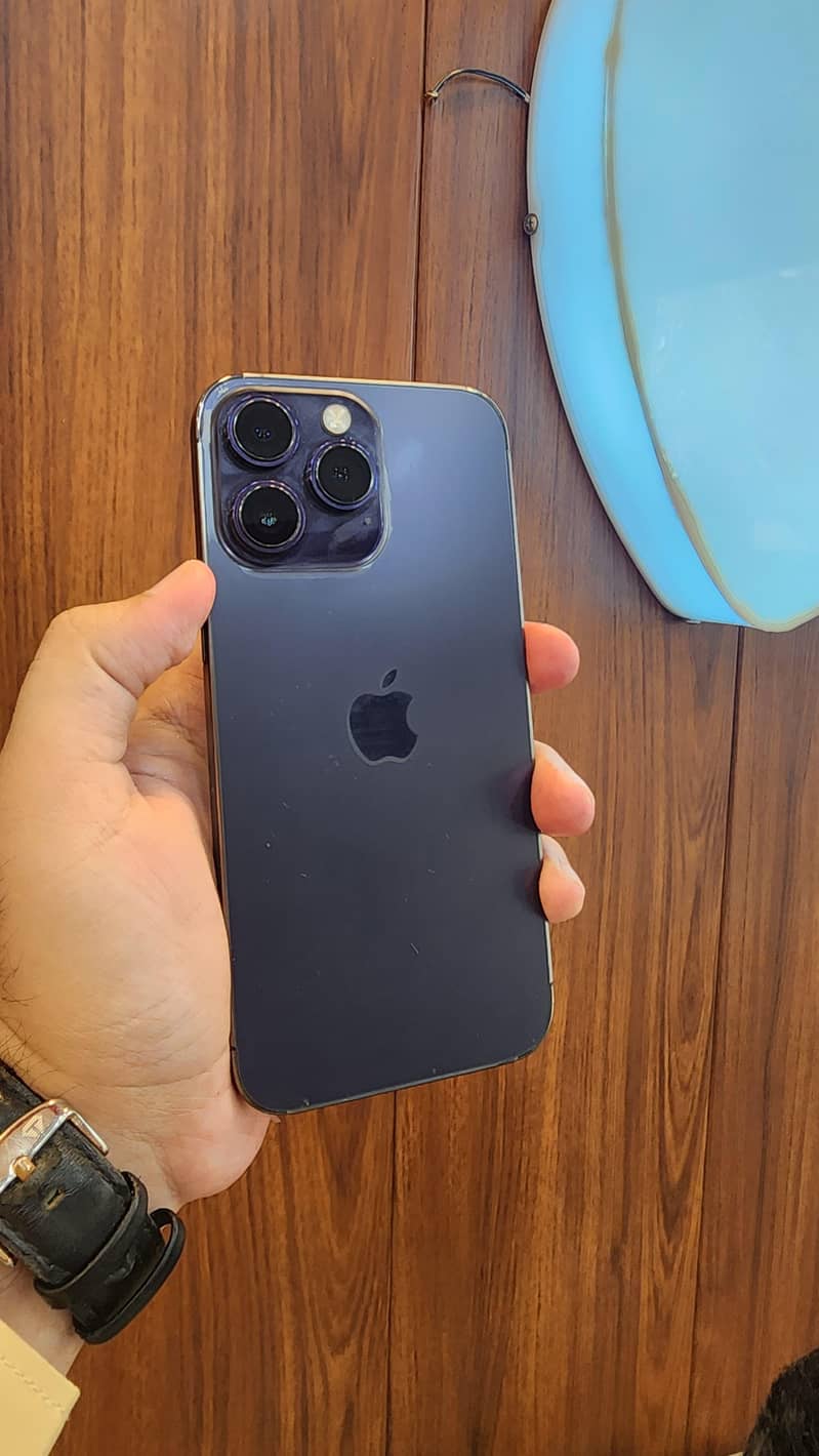Apple iPhone 14 Pro Max 3