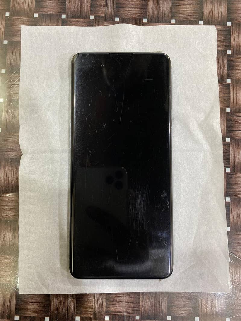 One Plus 9 Pro 0