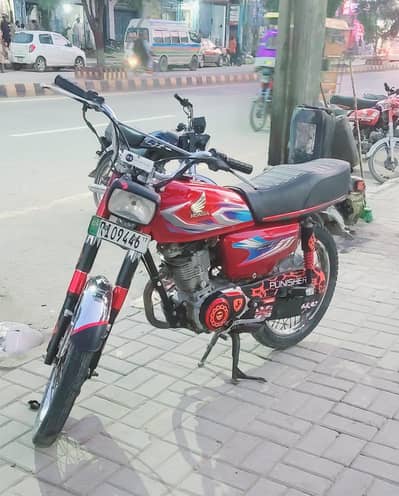 United 125 Euro II 2017 model