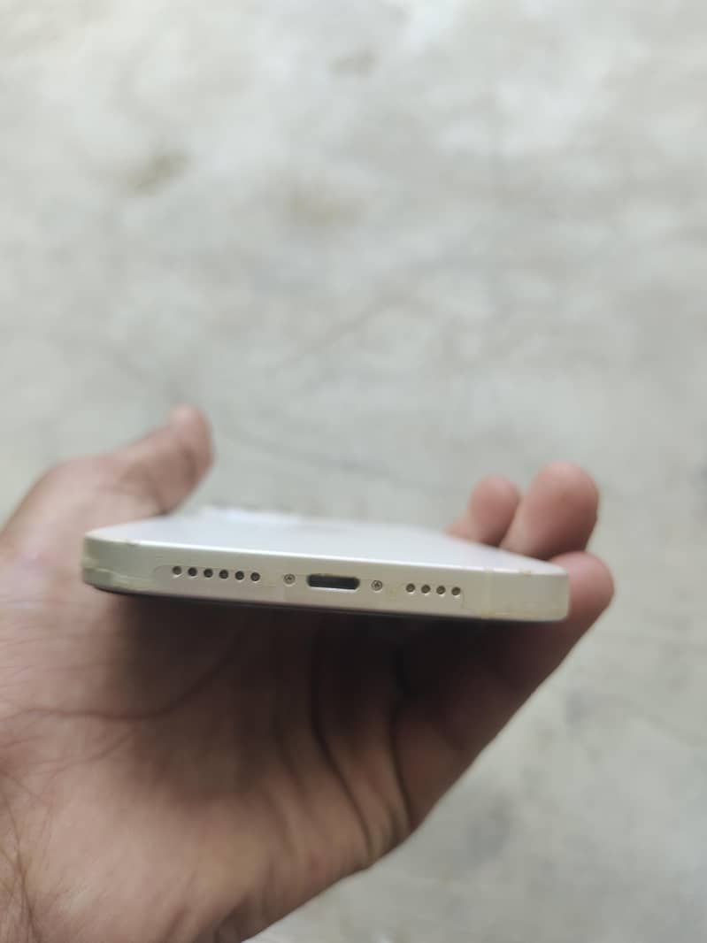 iPhone 14 plus 2