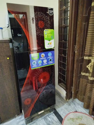 Orient Diamond Series Refrigerator – Good Condition
